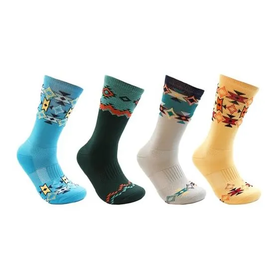 גרבי טיולים צמר מרינו